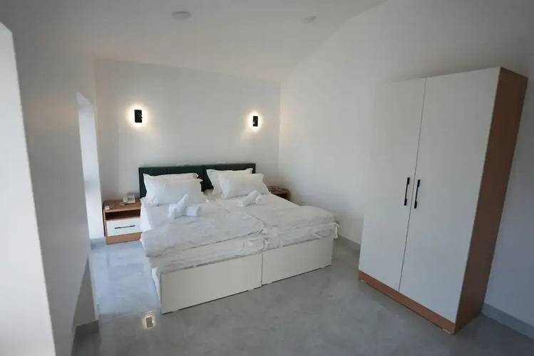 Kamilovs' Hotel