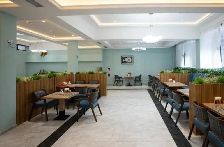Coco Hotel