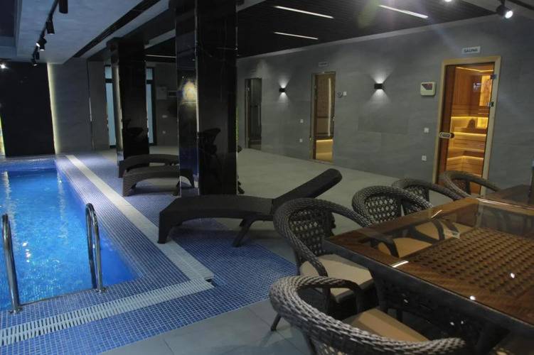 Отель Unique Airport