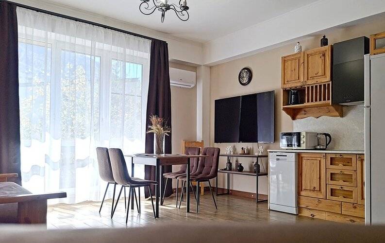 Жить В Горах На Калиновой 9/5