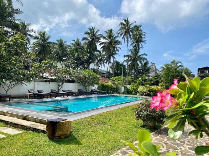 Villa Kaya Guest House