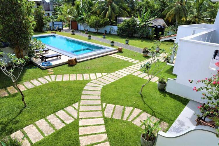 Villa Kaya Guest House