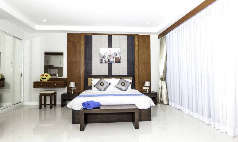 Q Kata Residence