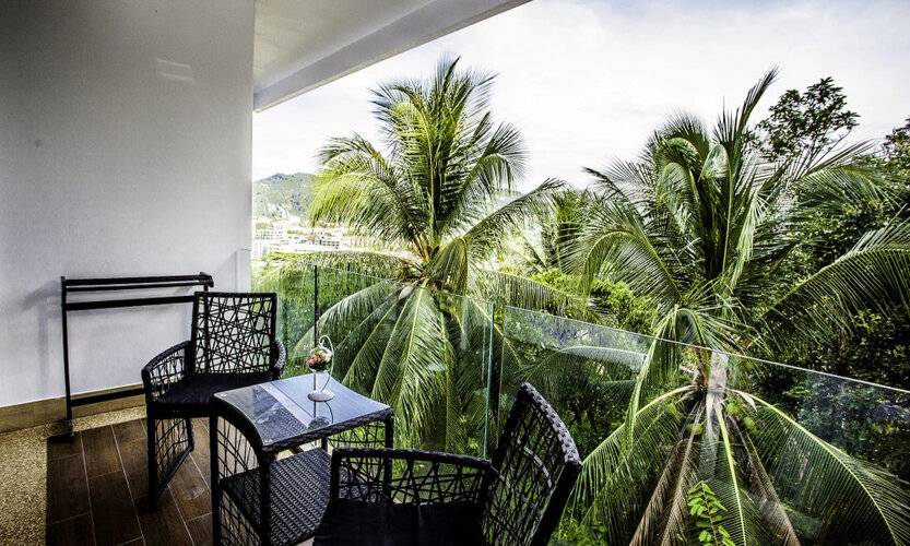Q Kata Residence