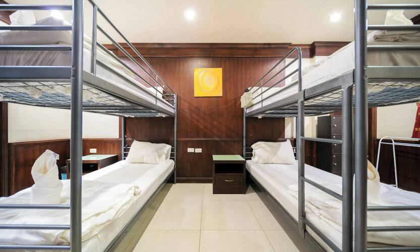 Ebs Hostel Phuket