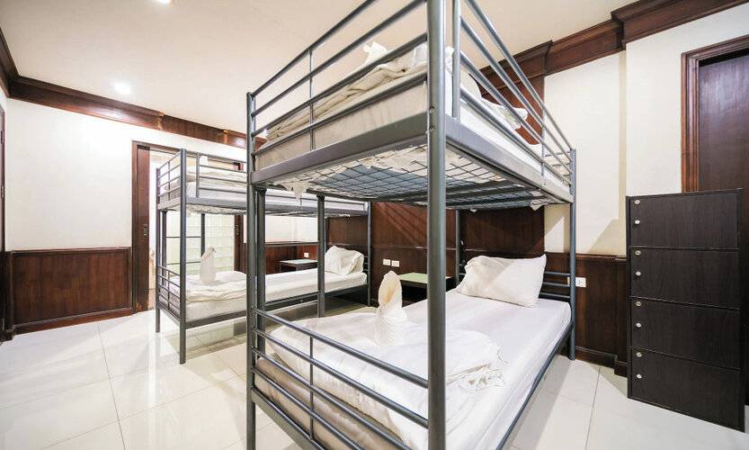 Ebs Hostel Phuket