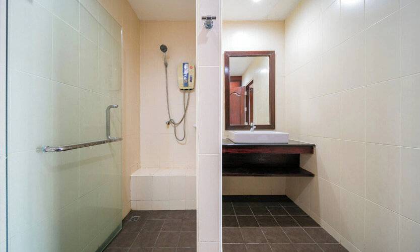Ebs Hostel Phuket