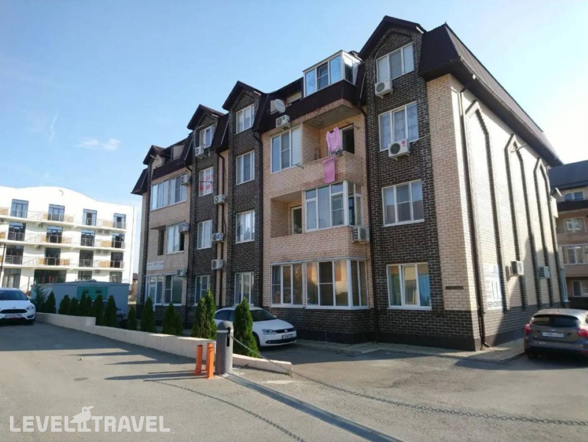 Отель Квартира 5 На Полевой 19 — Джубга, Россия