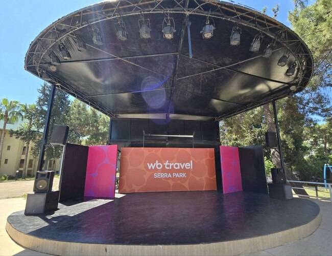 WB TRAVEL Serra Park