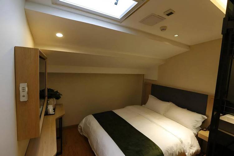 Green Tree Inn Express Beijing Xicheng District Dazhalan