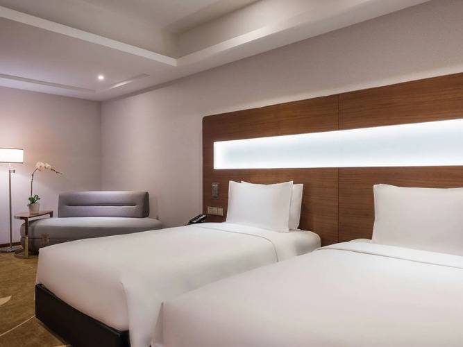 Novotel Shanghai Hongqiao Hotel
