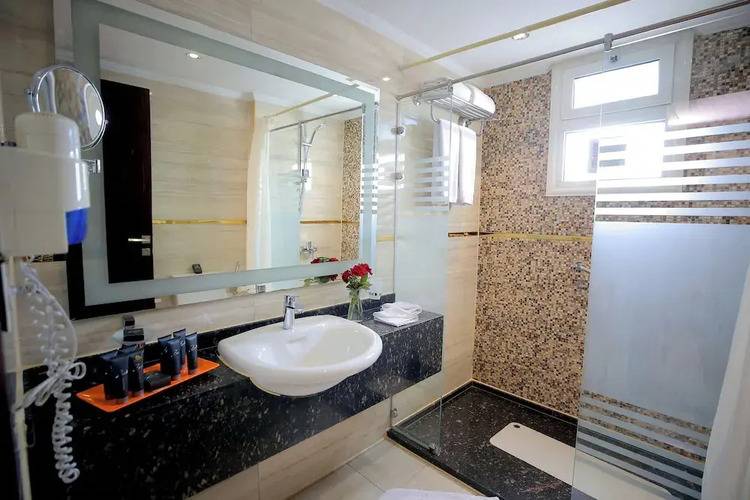 Cairo Taj Hotel & Suites - Dokki