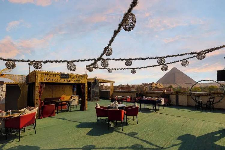 King Cheops Inn