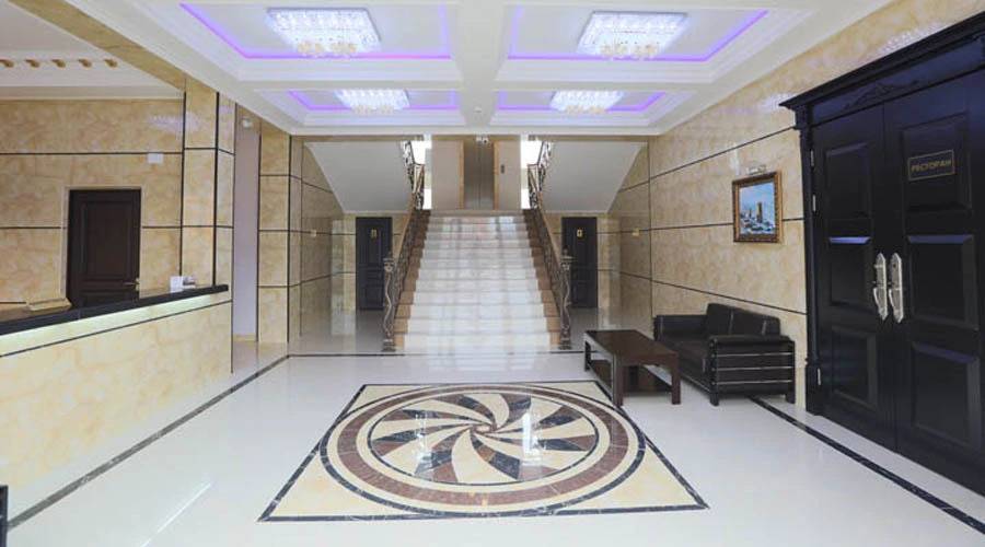 Отель Capital