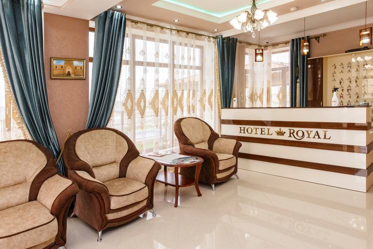 Отель Royal