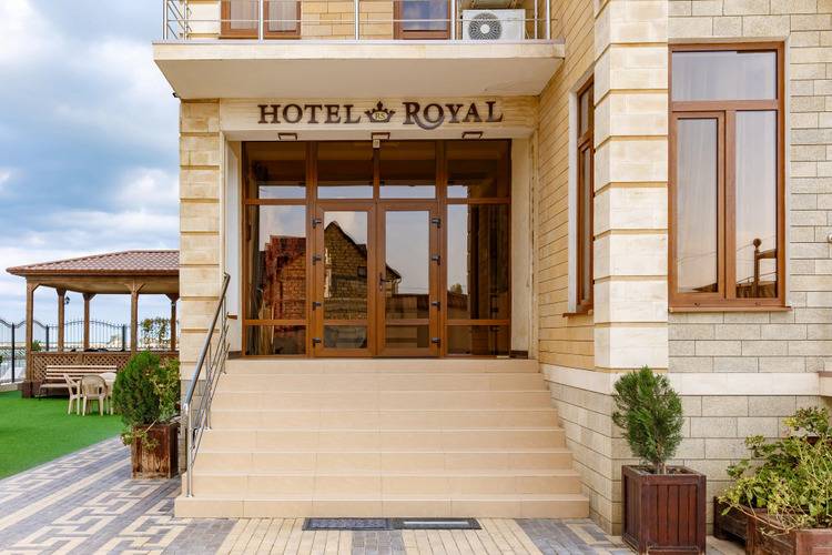 Отель Royal
