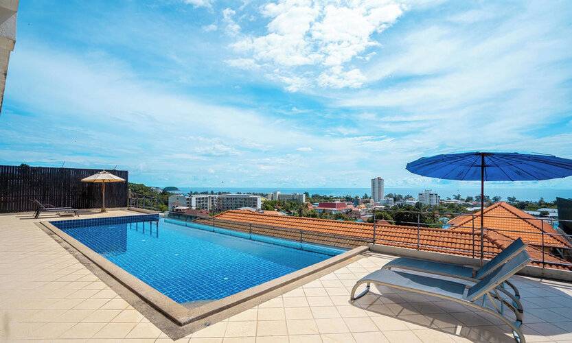 Hillside Seaview Residence