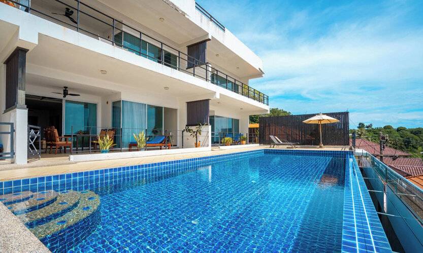 Hillside Seaview Residence