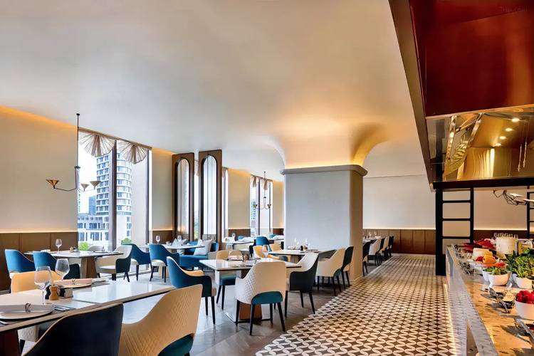 Sofitel Shanghai North Bund
