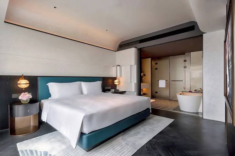 Sofitel Shanghai North Bund