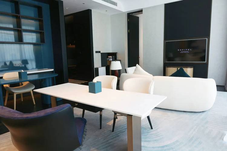 Sofitel Shanghai North Bund