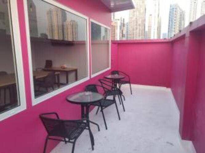 Spark Hotel - MRT Queen Sirikit