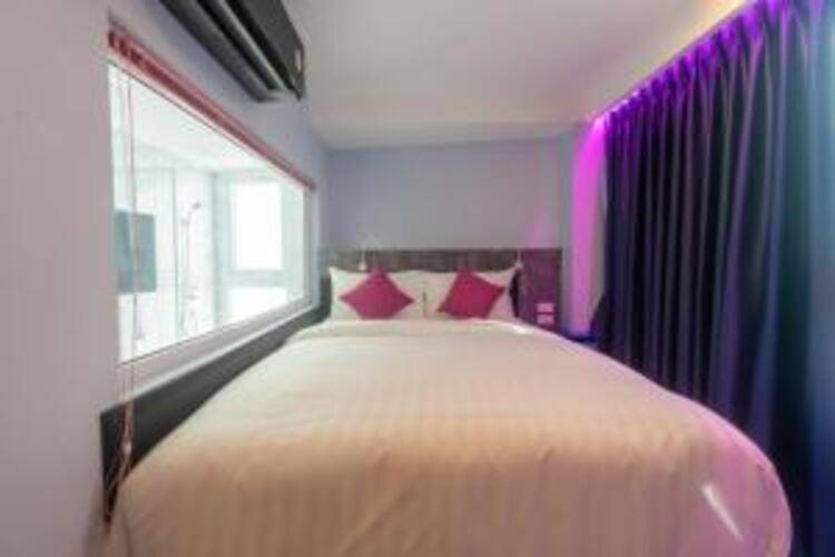 Spark Hotel - MRT Queen Sirikit