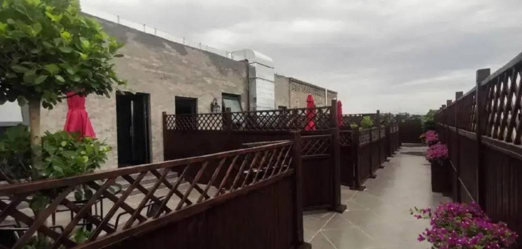 Yiting Zhenshe Hotel (Beijing Qianmen Pedestrian Street)