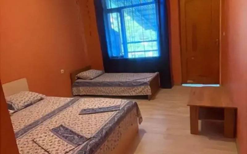 Гостевой Дом Новый Афон Захара Топчана 15