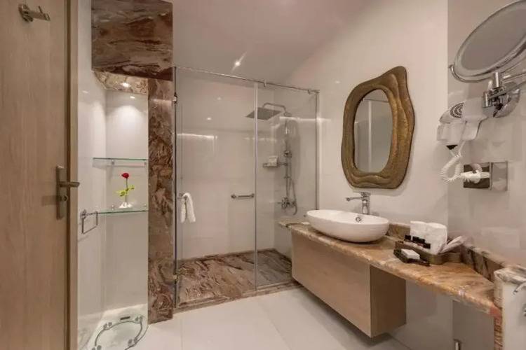 Crowne Plaza Alexandria Mirage By Ihg