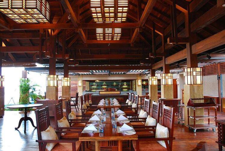Yalong Bay Earthly Paradise Birds Nest Resort