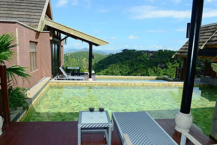 Yalong Bay Earthly Paradise Birds Nest Resort
