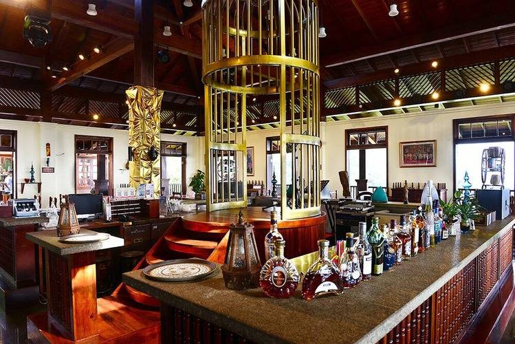 Yalong Bay Earthly Paradise Birds Nest Resort