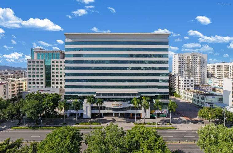 Горящий тур в Китай — отель San Ya Bay Earl Park Hyatt Hotel (Санья)