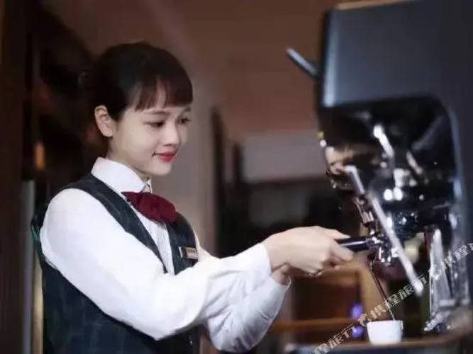 Горящий тур в Китай — отель James Joyce Coffetel·Beijing Guang'Anmen Grand View Garden (Пекин)