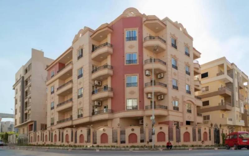 Settle Inn South 90 Apartments