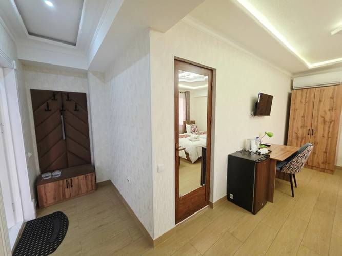 Samarkand Imron Hotel
