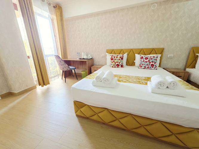 Samarkand Imron Hotel