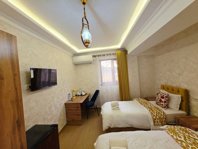 Samarkand Imron Hotel