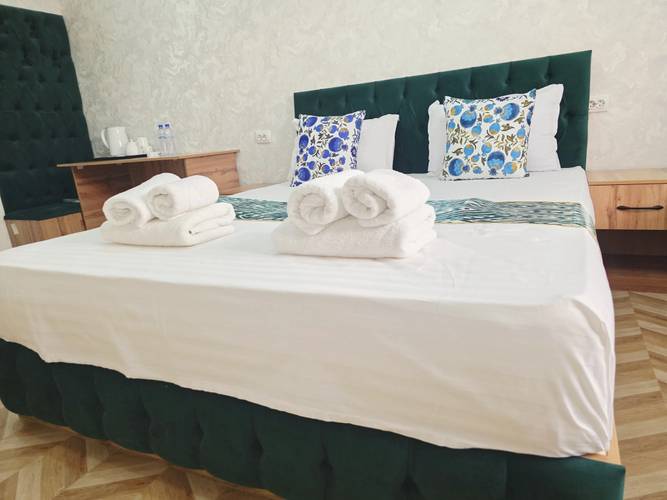 Samarkand Imron Hotel