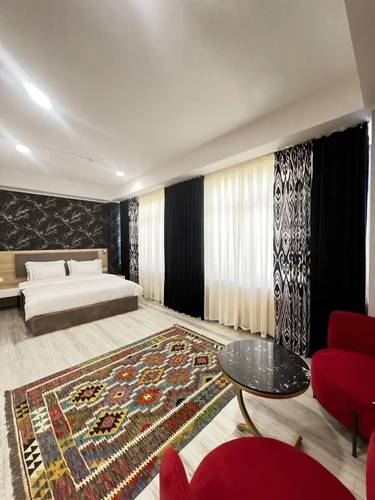 Badyan Hotel