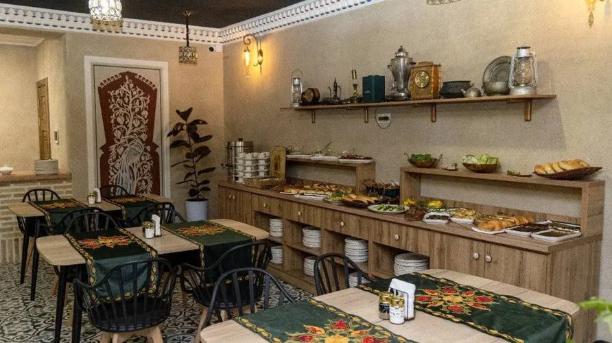 Badyan Hotel
