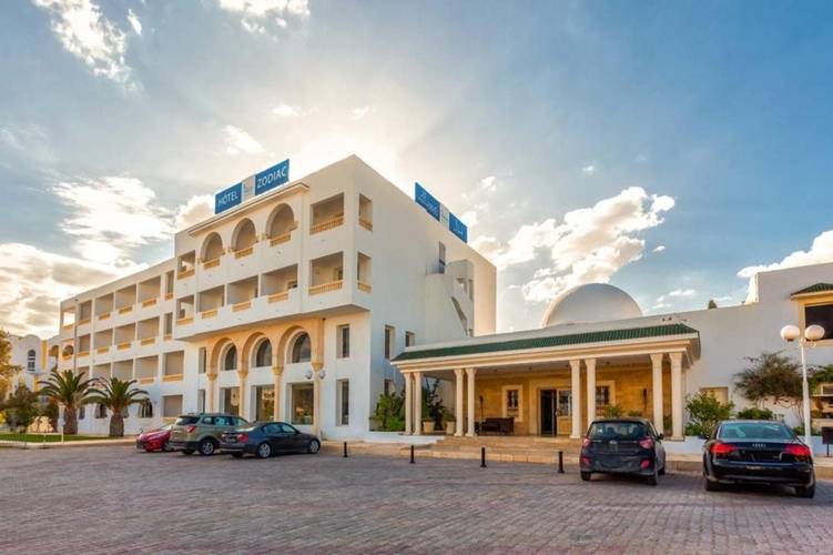 Zodiac Hotel
