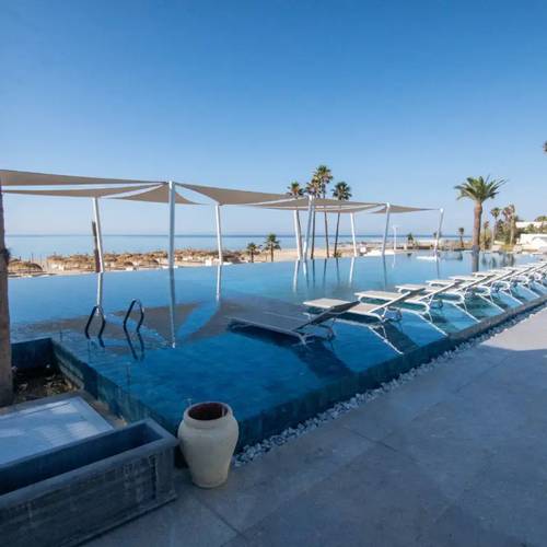 Курортный Отель One Resort Premium