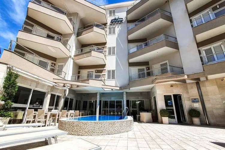 Apartments Del Mar