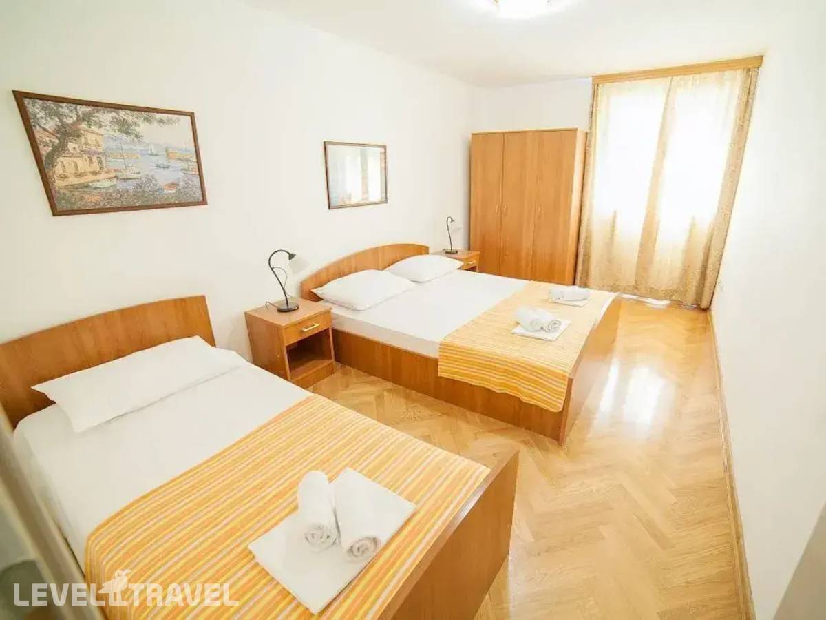 Отель Ivan Apartmani — Петровац, Черногория