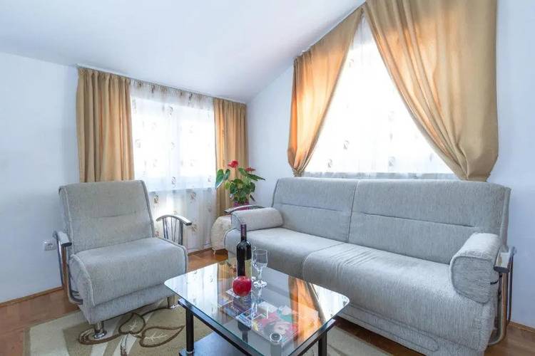 Apartments Elena