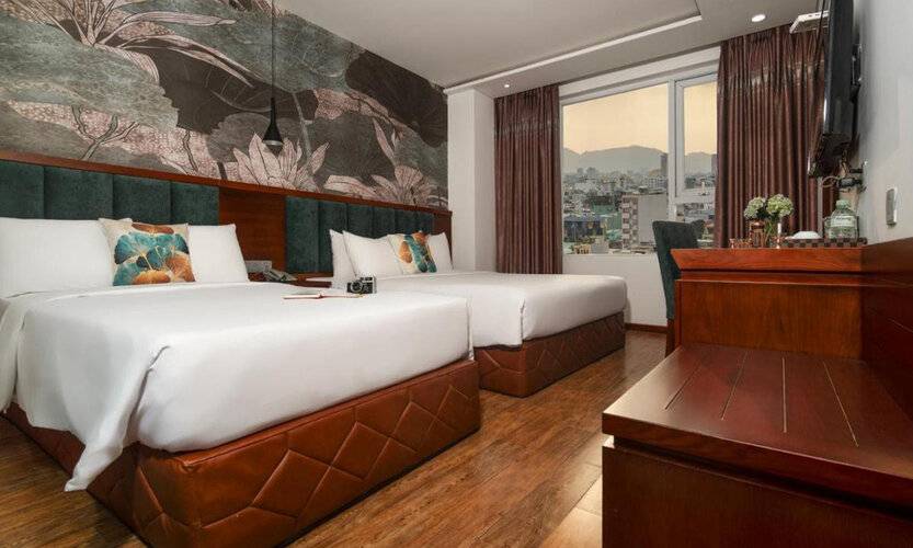 Crystal Hotel