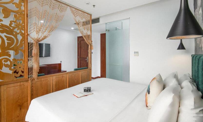 Crystal Hotel