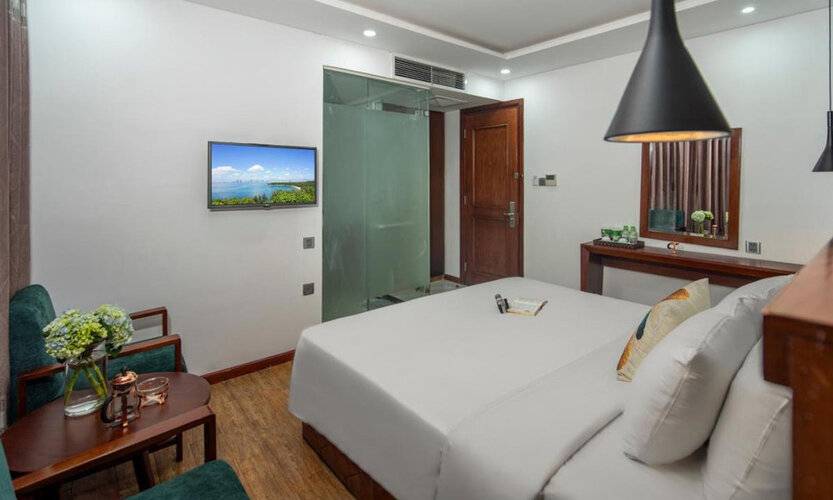 Crystal Hotel